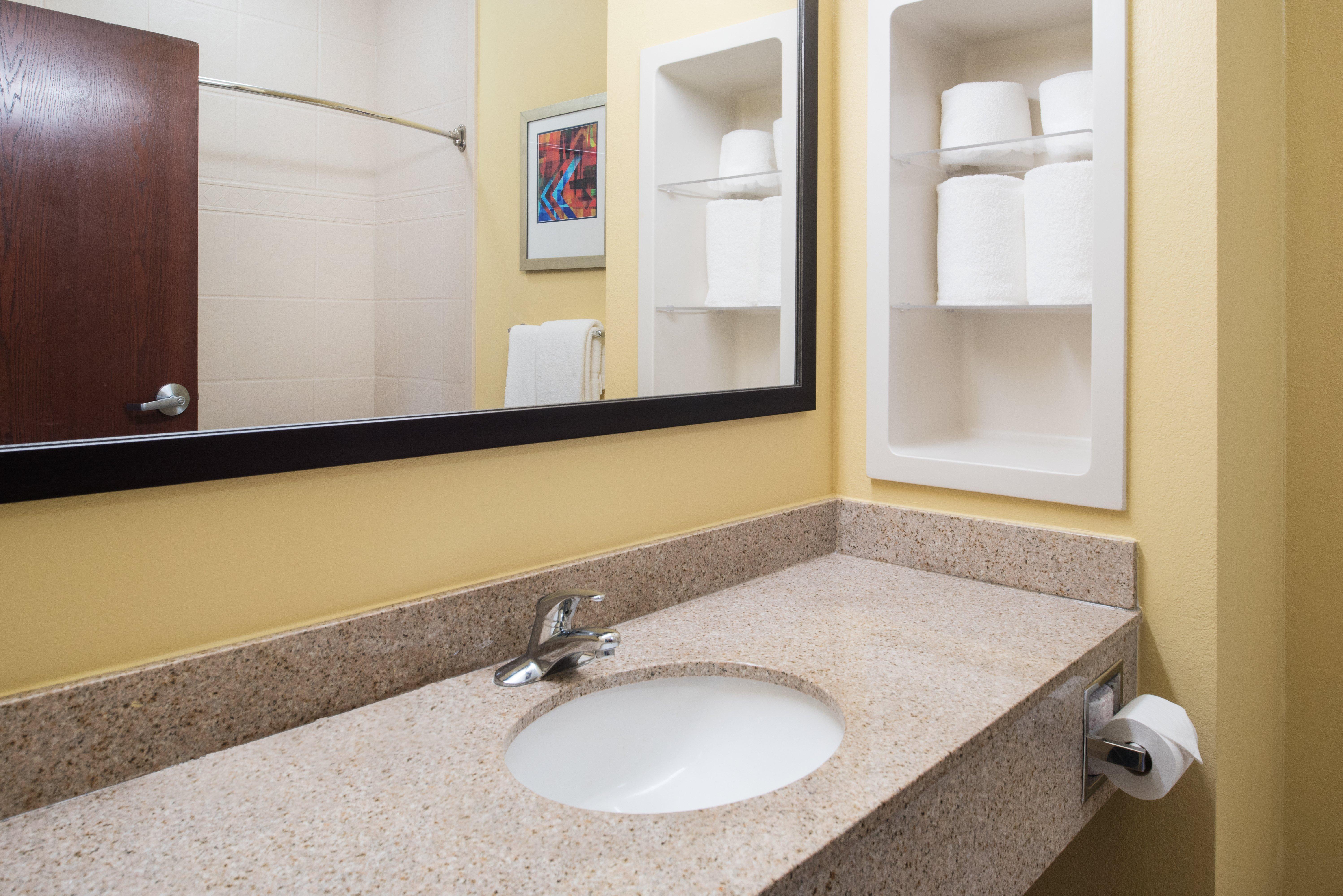 Express & By Ihg 2* West Monroe