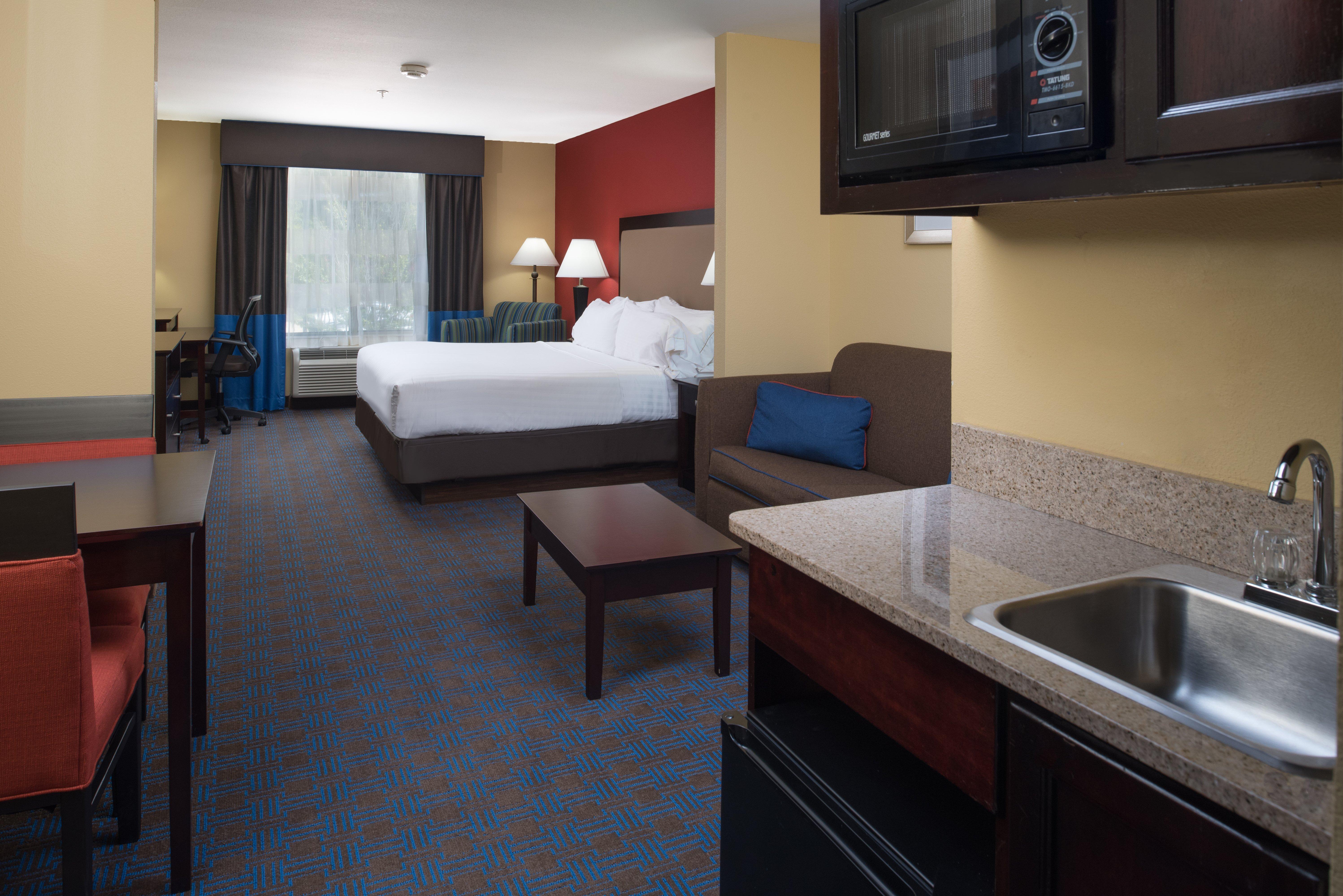 Hotel Express & By Ihg