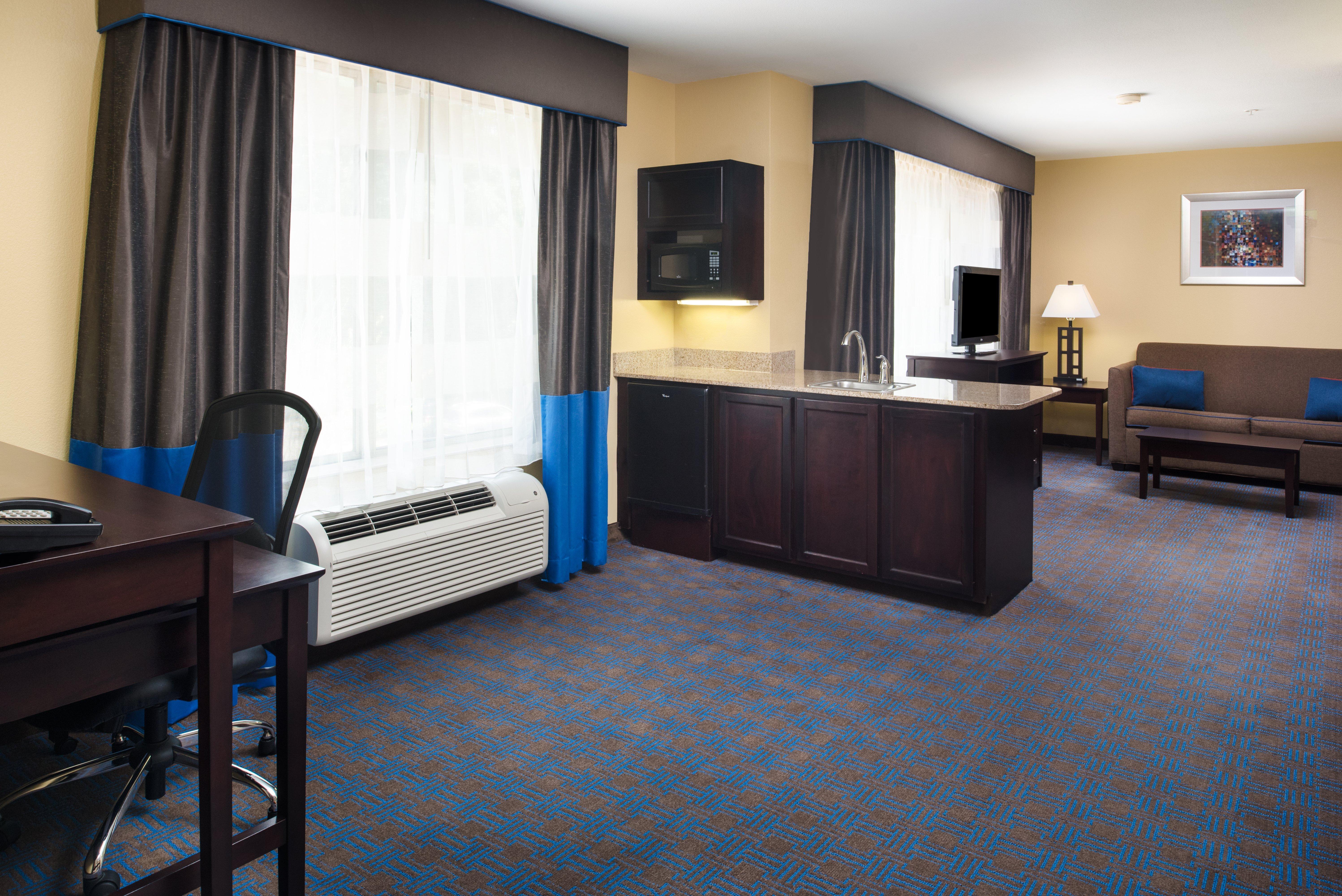 Express & By Ihg Hotel 2*