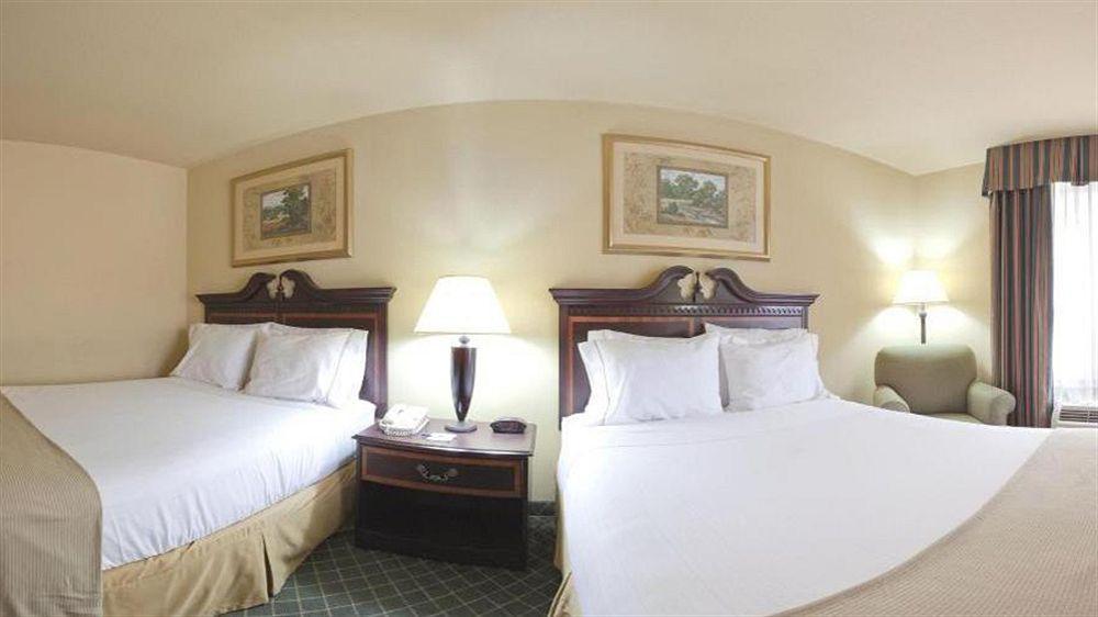 Express & By Ihg 2* West Monroe
